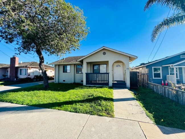 Building Photo - 230 Prospect St Unit 230