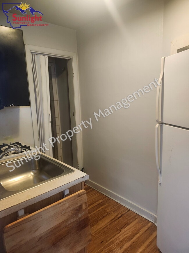 Photo - 105 E Main St Unit 1