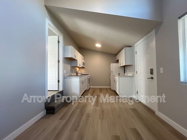 Photo - 877 N 26th St Unit 301