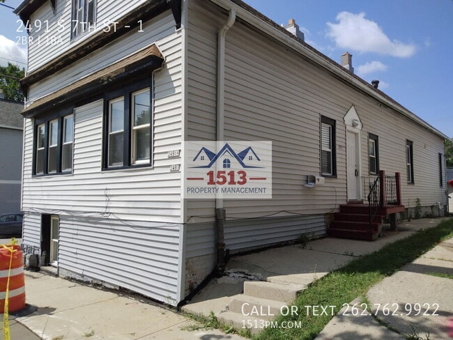 Building Photo - 2491 S 7th St Unit 1