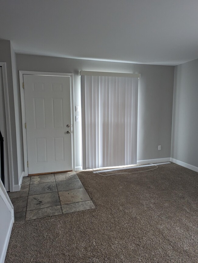 Photo - 38450 Meadowdale St