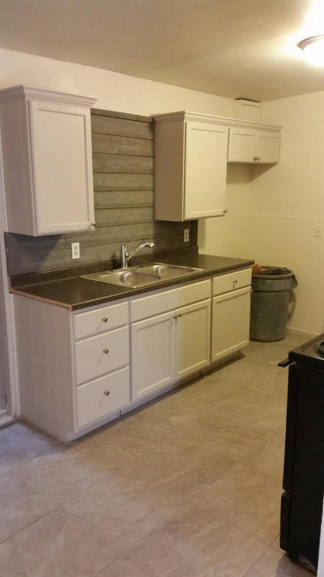 Photo - 2525 62nd St