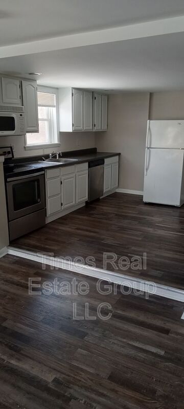 19 W Main St Unidad 2nd Floor Rear