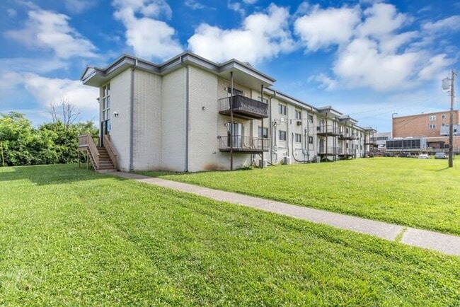 Photo - 2 Bedroom Unit was recently renovated. Live walking distance from the downtown square or steps fr...