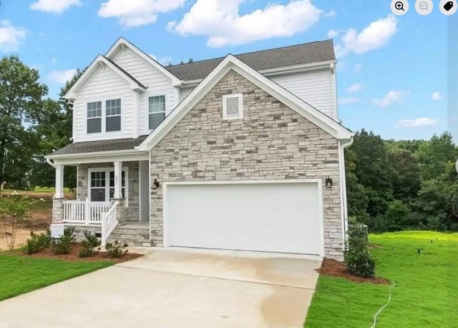 Building Photo - 497 Arlie Ln