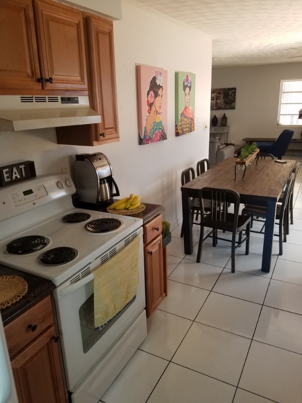 1408 NE 6th St Unidad 4