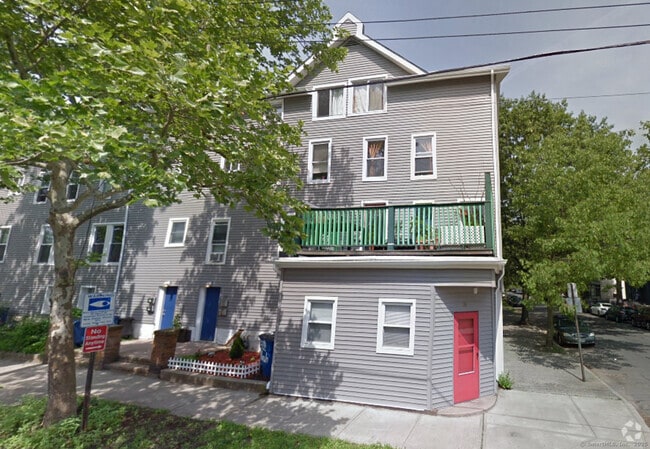 Building Photo - 36 Nash St Rental