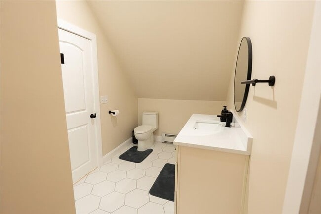 Photo - 197 Old Great Rd