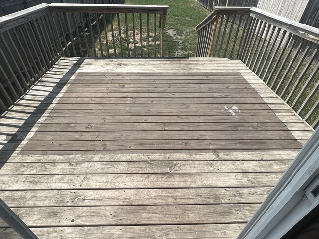 Photo - 3306 8th St W