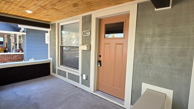 Photo - Fully Remodeled Historic Garfield Park Charmer