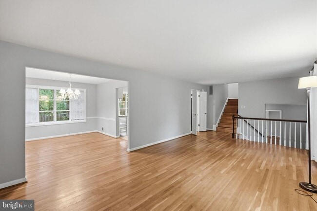 Photo - 809 Woodley Dr