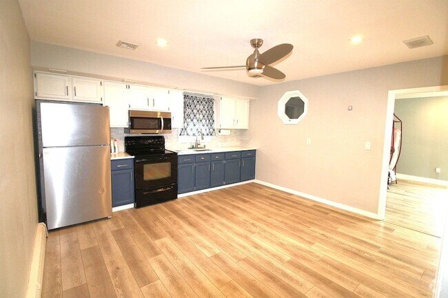 Building Photo - 161 Washington Ave Rental