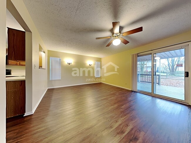 Photo - 6785 Upland Ct