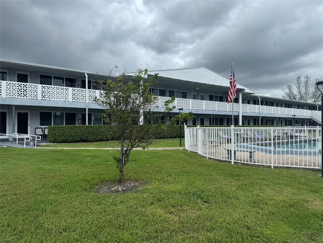 Building Photo - 600 Layne Blvd Unit 117