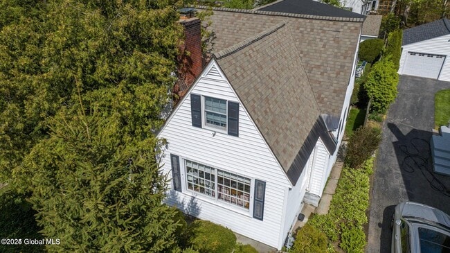 Photo - 34 Pinewood Ave