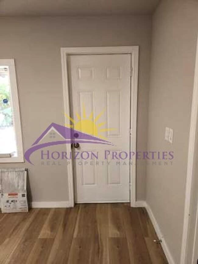 Photo - Remodeled 3 Bed 2 Bath 1,050 Sq Ft Oak Park Home