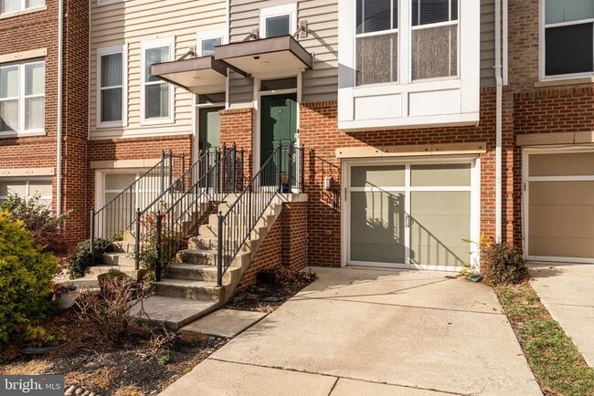 Building Photo - 42644 New Dawn Terrace