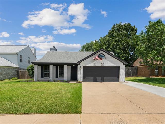 1220 Oxford Ln