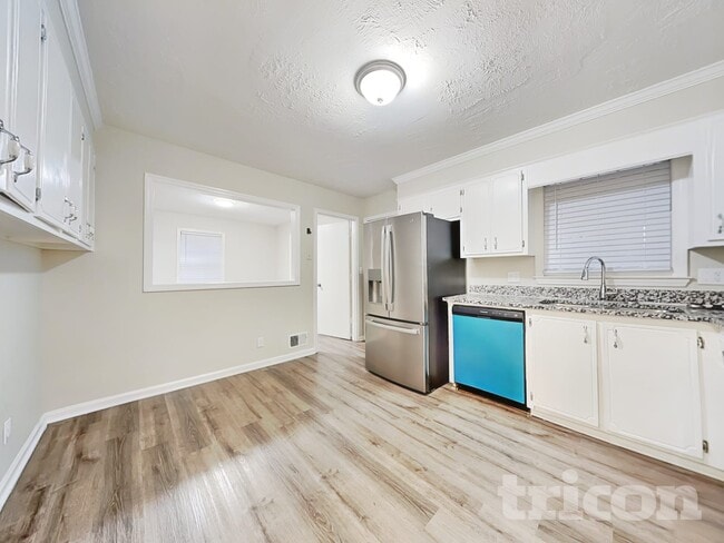 Photo - 2010 Flintwood Dr