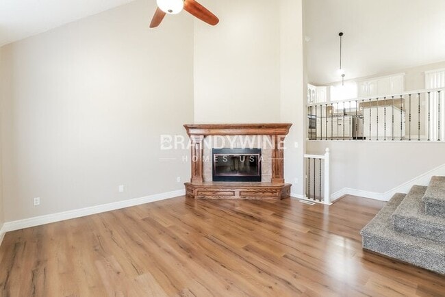 Photo - 303 Amesbury Dr
