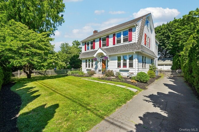 Photo - 281 Piermont Ave