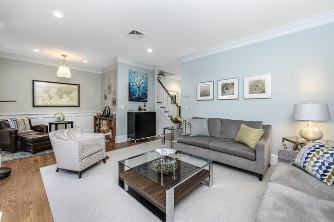 Photo - 56 Waverley Ave