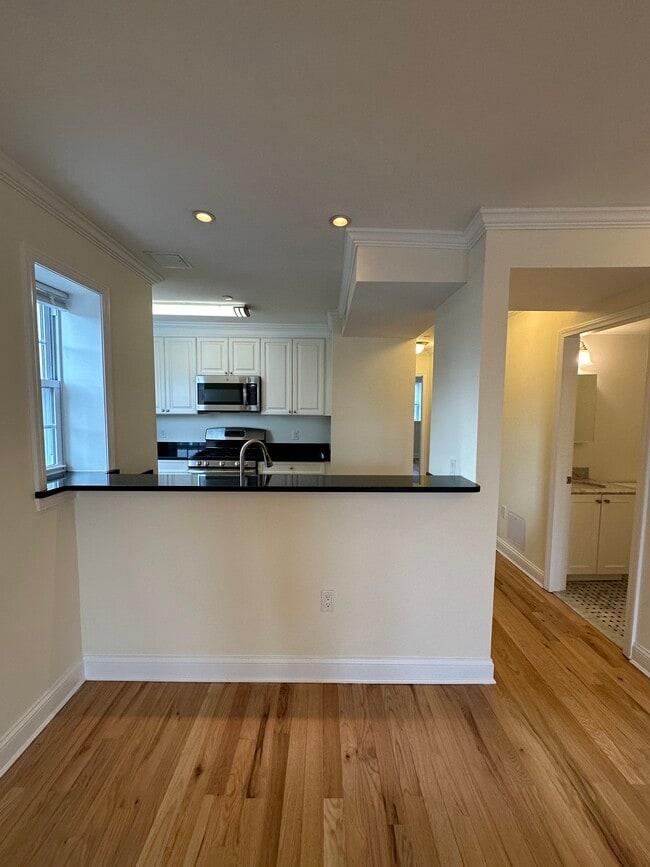 Photo - 65 Langdon St