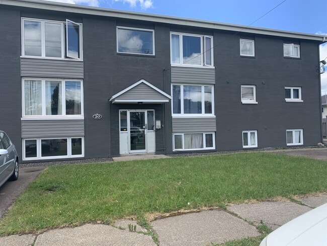 Building Photo - 20 waverleyUnit 9 Unit 9