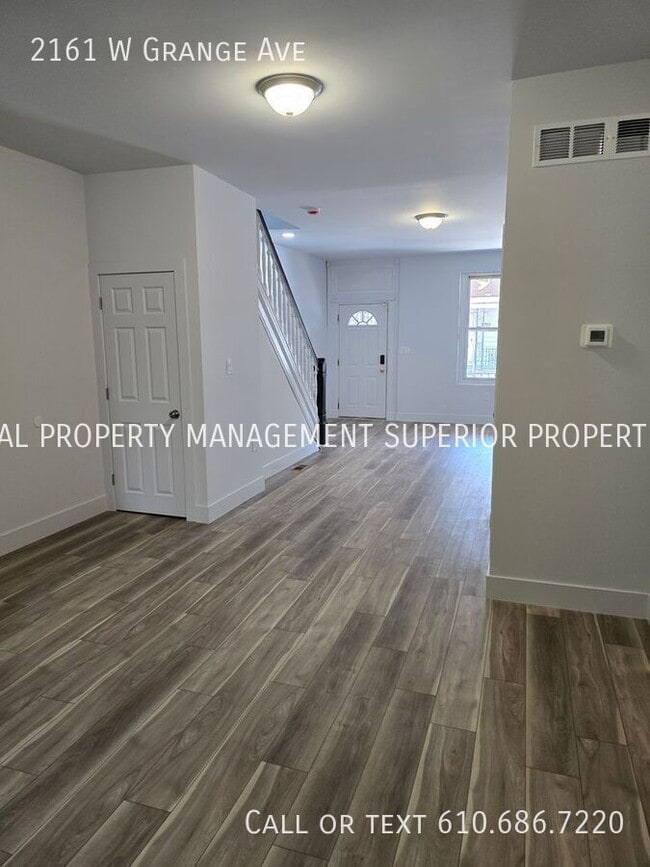 Photo - 2161 W Grange Ave