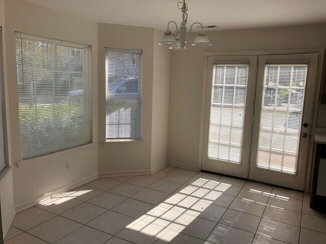 Photo - 4212 McClelland Dr