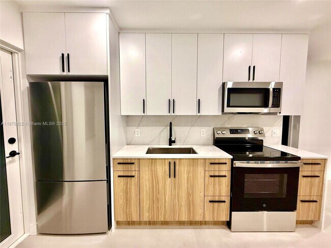 Photo - 5700 NW 8th Ave