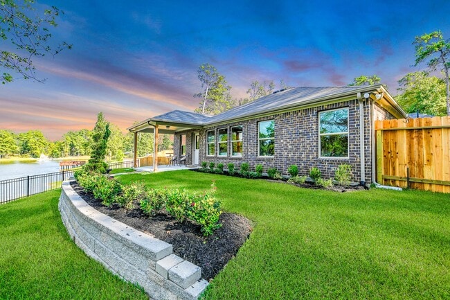 Building Photo - 106 Elm Rental