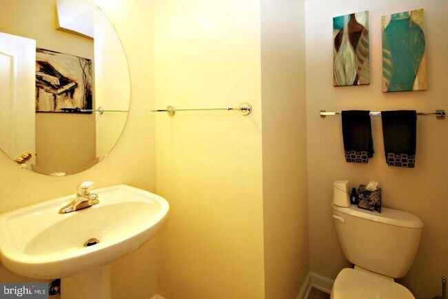 Photo - 403 Garrett A Morgan Blvd