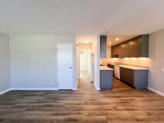 Photo - Pine Street, 1750-1780* Unidad 1780