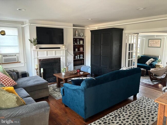 Photo - 303 Baptist Rd