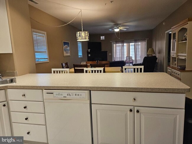 Photo - 34297 Summerlyn Dr Unit 501