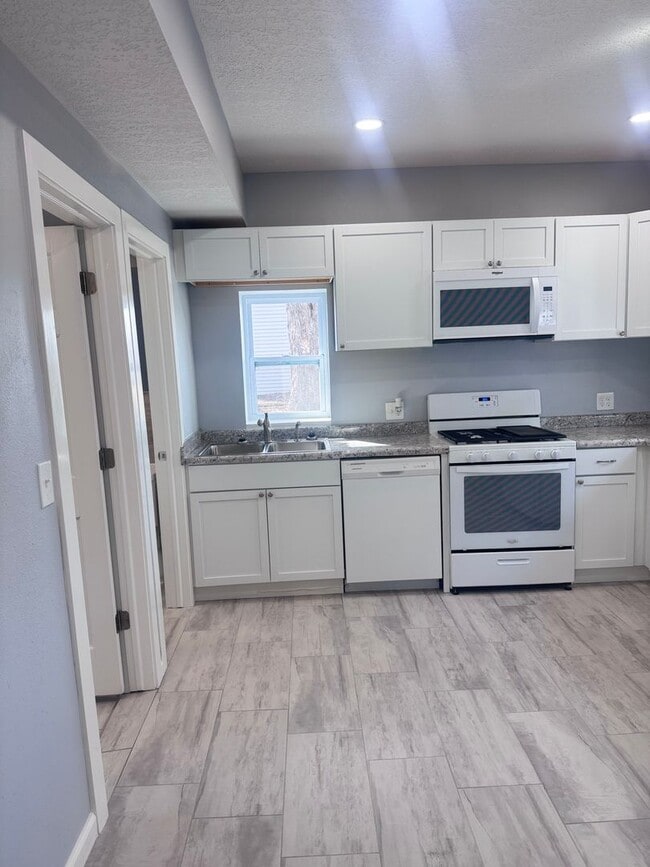 Photo - Remodeled 4 Bedroom 1 Bathroom Home