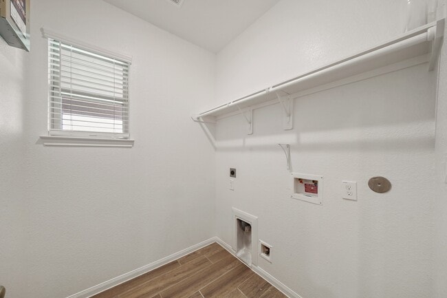 Photo - 6010 Kolle Dr