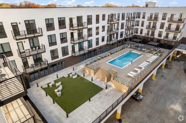 Building Photo - 803 South Ave Unit 315 Rental