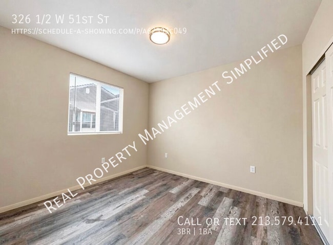 Photo - 326 1/2 W 51st St-