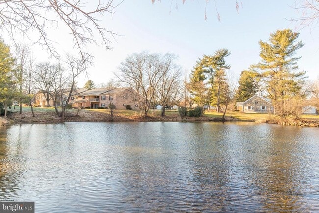 Photo - 510 Old Forge Crossing