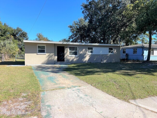 Photo - 8931 Devonshire Blvd House