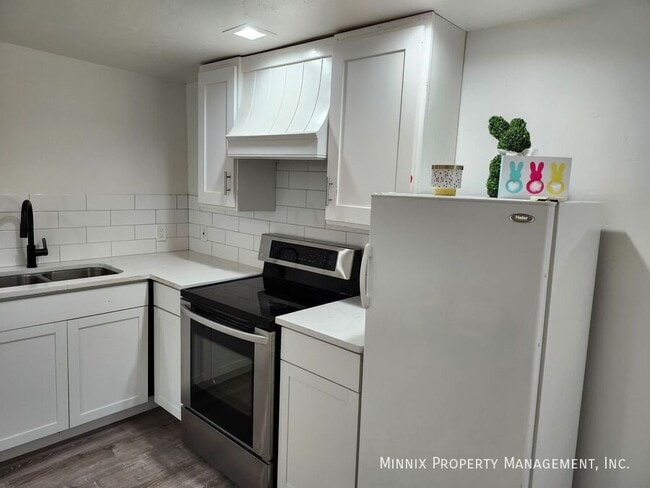 Photo - 2411 25th St