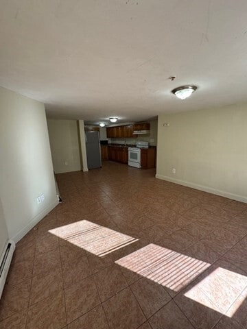 Building Photo - 126 Marianna St Unit 1