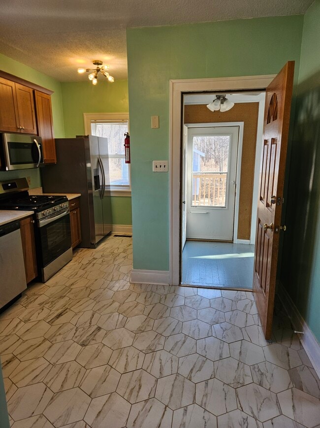 Photo - 2234 S Main St