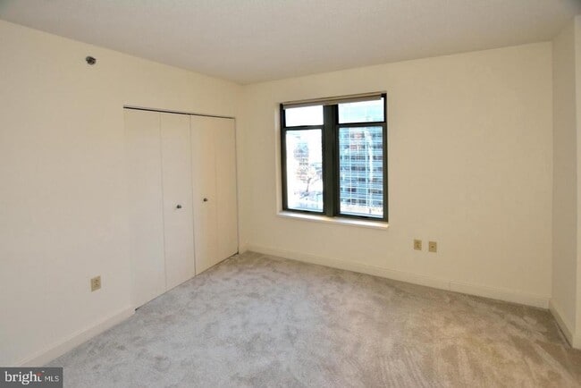 Photo - 1150 K St NW Unit 1010