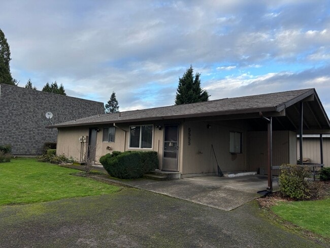 Photo - 5555/5545 Gill St Unit 5555 Gill St