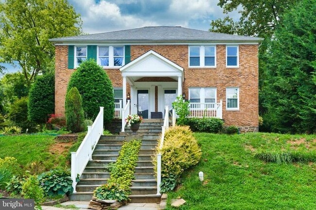 Photo - 5708 Rockspring Rd