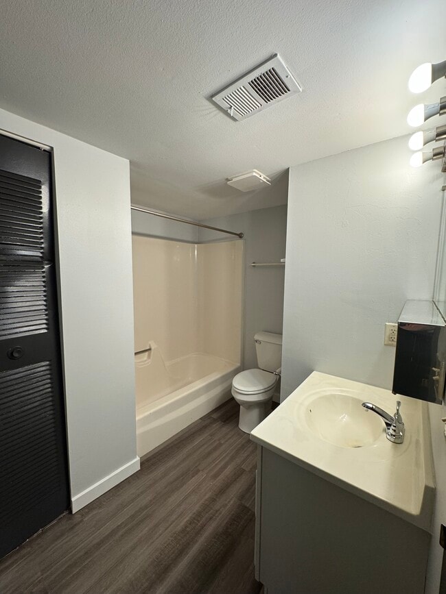 Updated Bathroom 3Bd