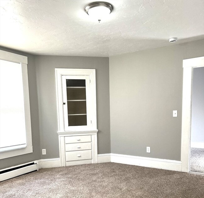 Photo - 17 Bond St Unit B